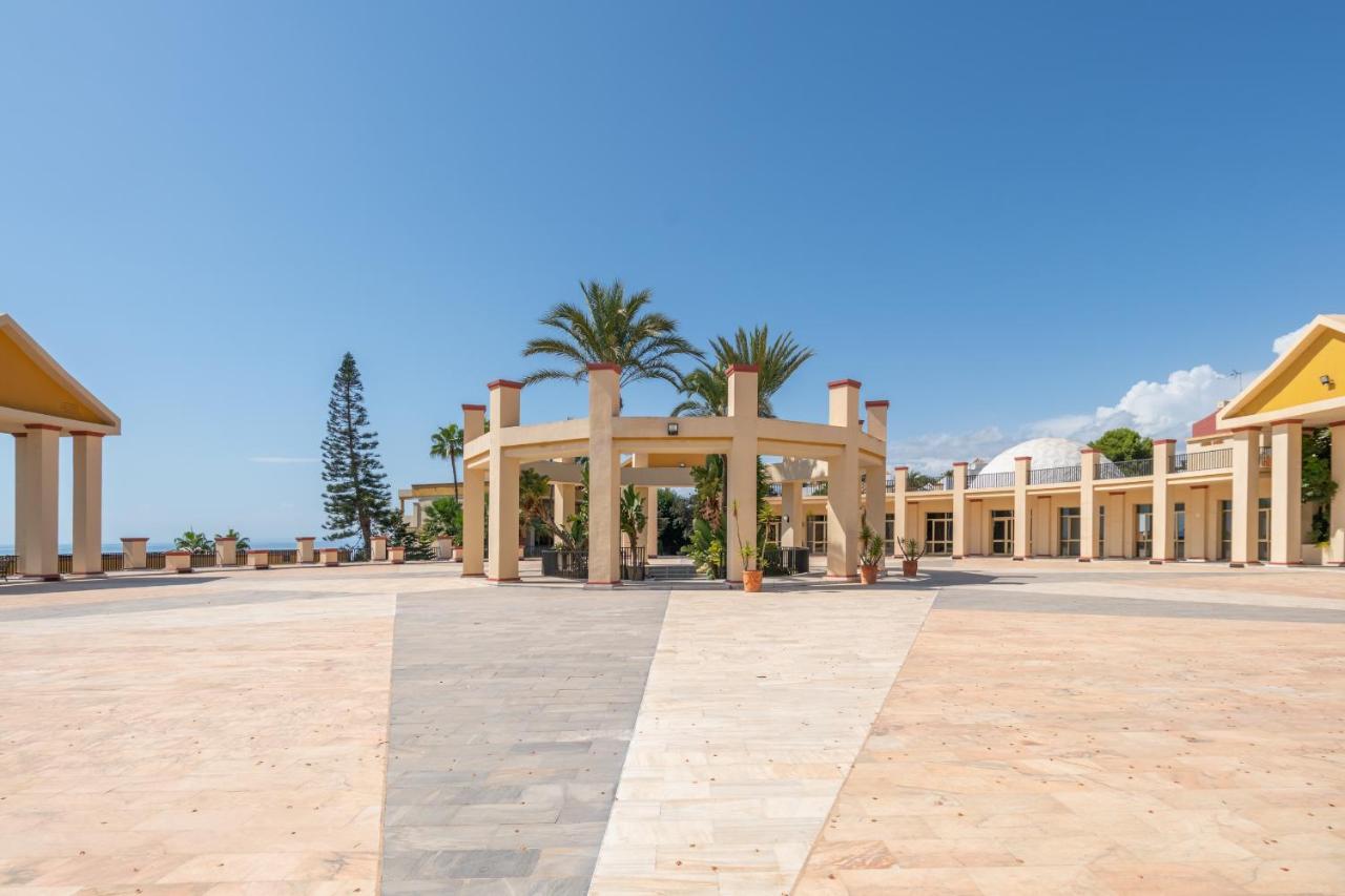 Soek La Romana Seafront Marbella Luaran gambar